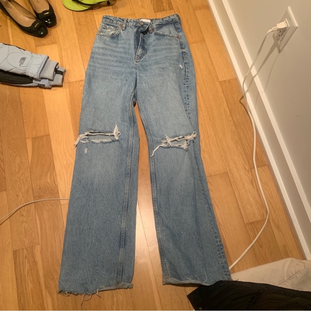 Zara High Waisted Wide Leg Jean size 4